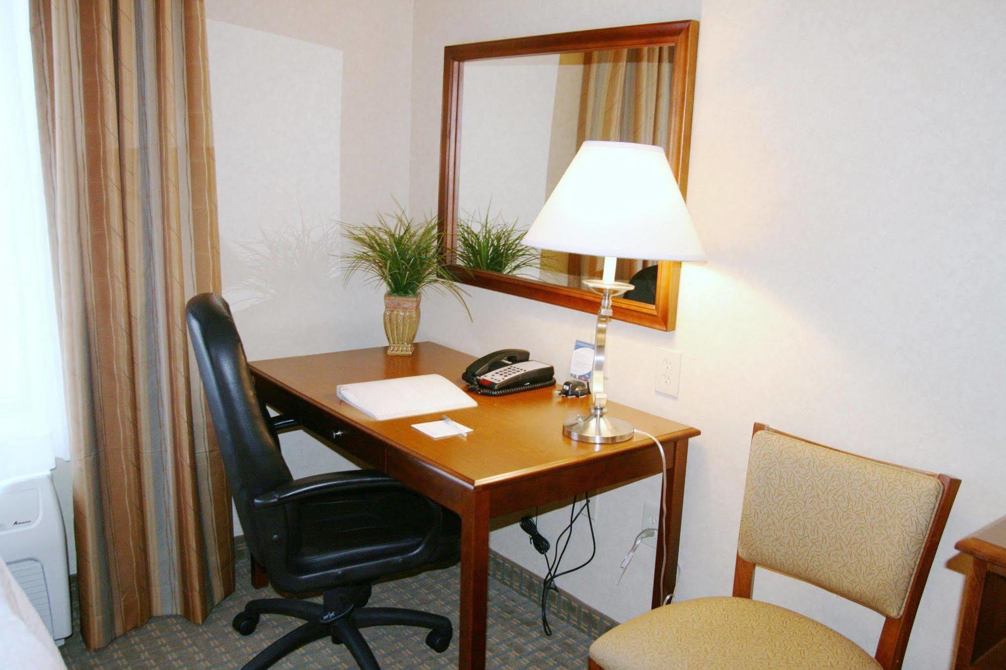 Hampton Inn Greenfield Pokój zdjęcie